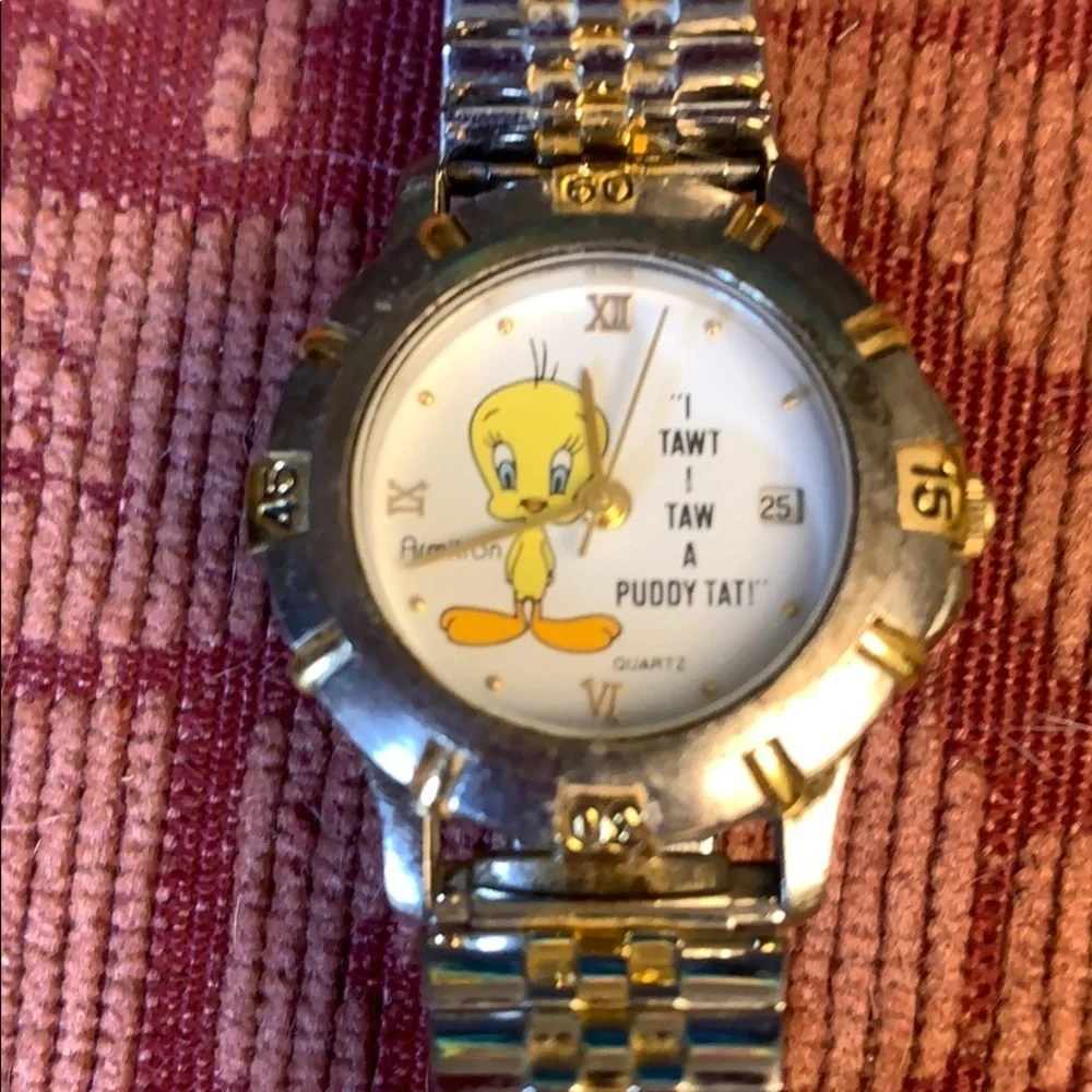 Vintage Simba Lion King & Tweety Bird watch lot